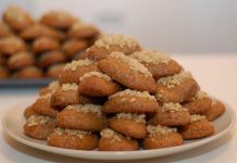 Μελομακάρονα