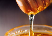 Παχαίνει το μέλι;